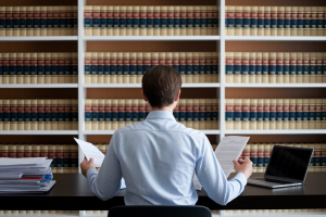 Définition d&rsquo;un Mandat : Guide Juridique Complet