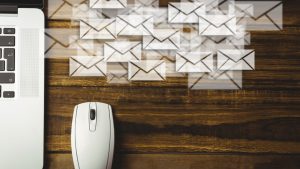 Prospection collectivités locales : exploiter les fichiers email des mairies efficacement